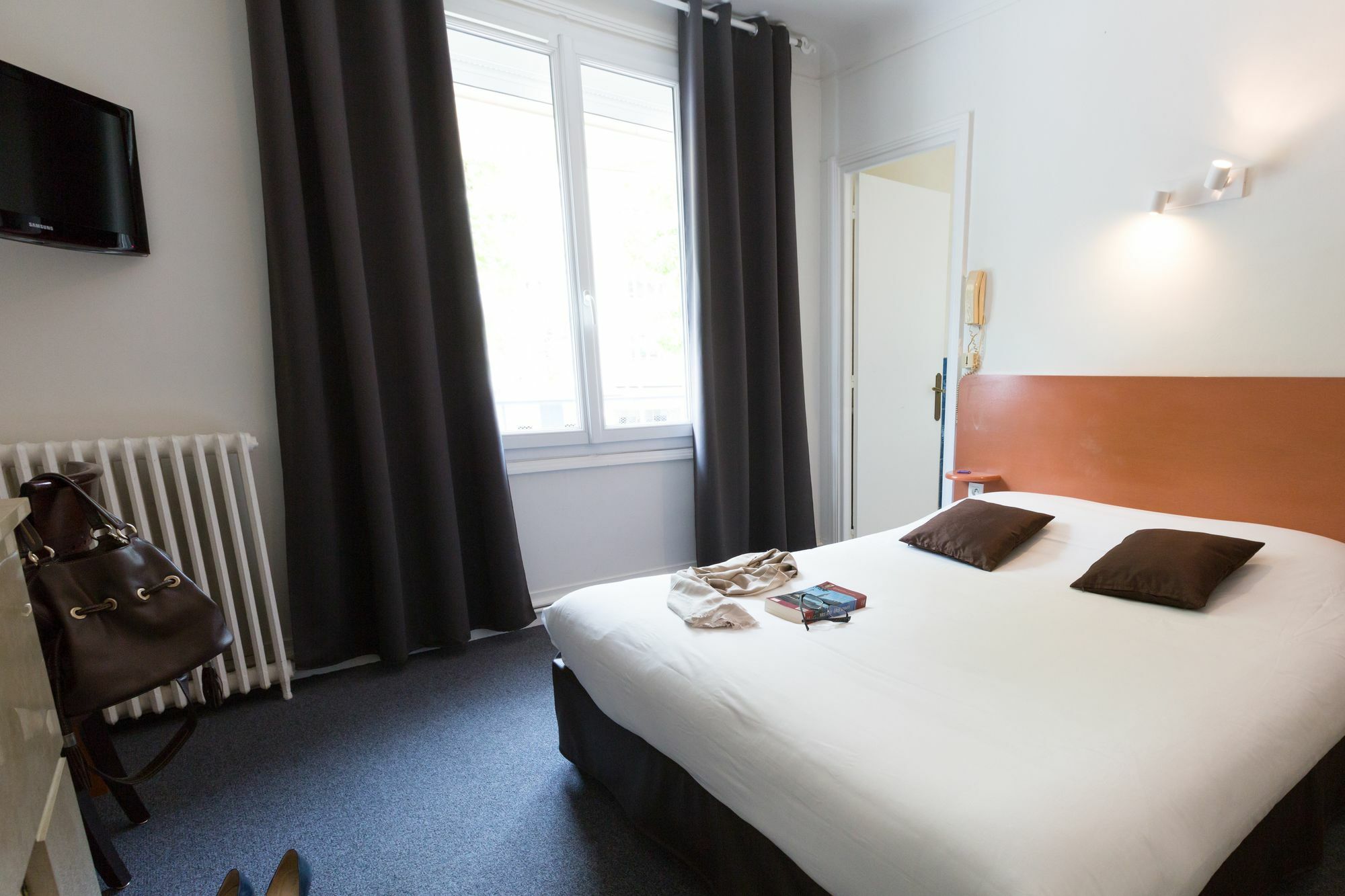 Logis Du Chateau Hotel 3*
